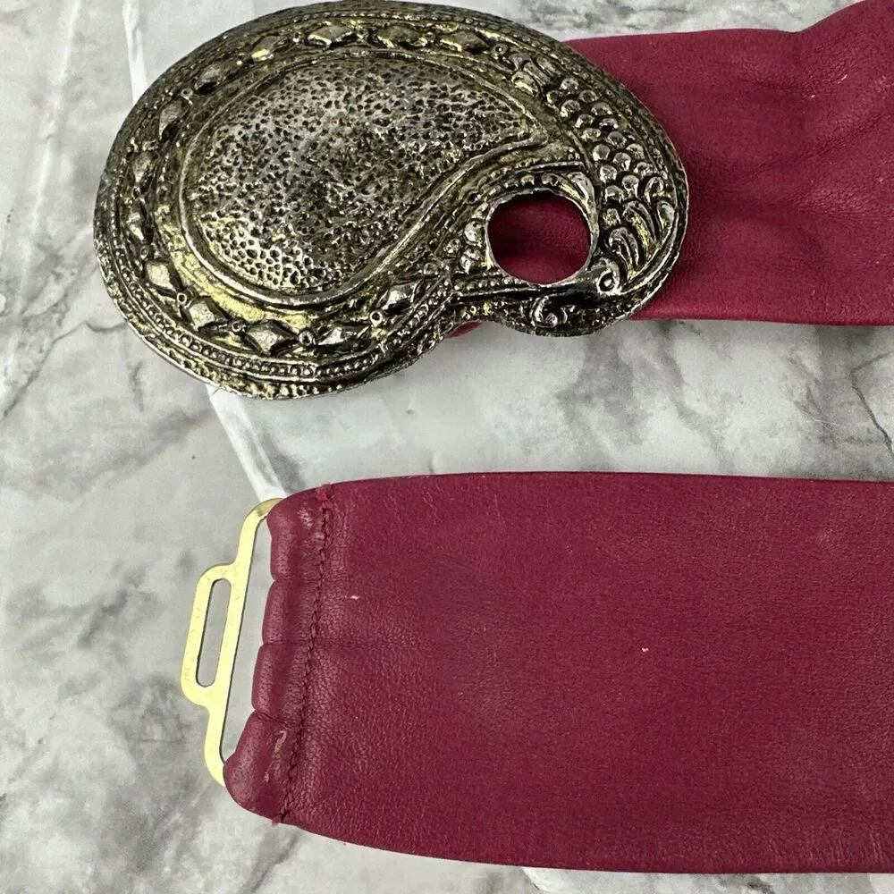 Vintage Women Adjustable Wide Leather Belt With Brass Paisley Clip Buckle Size M